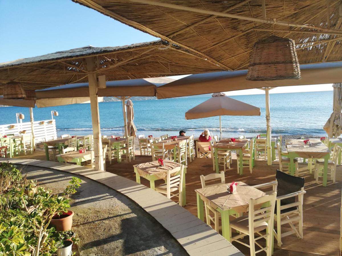 Aura Garden Apartment Faraí 外观 照片