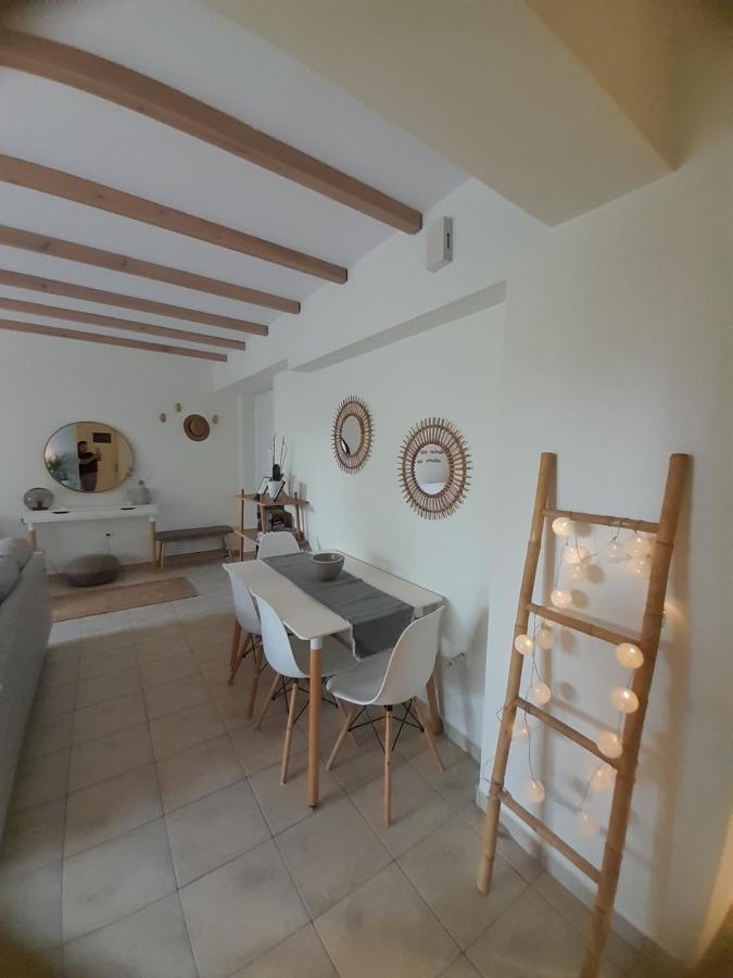 Aura Garden Apartment Faraí 外观 照片